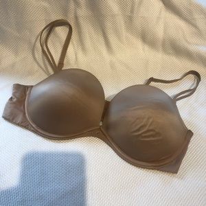 Nude VS Strapless convertible Bra